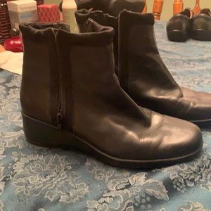 Easy Spirit Comfort Ankle Boots